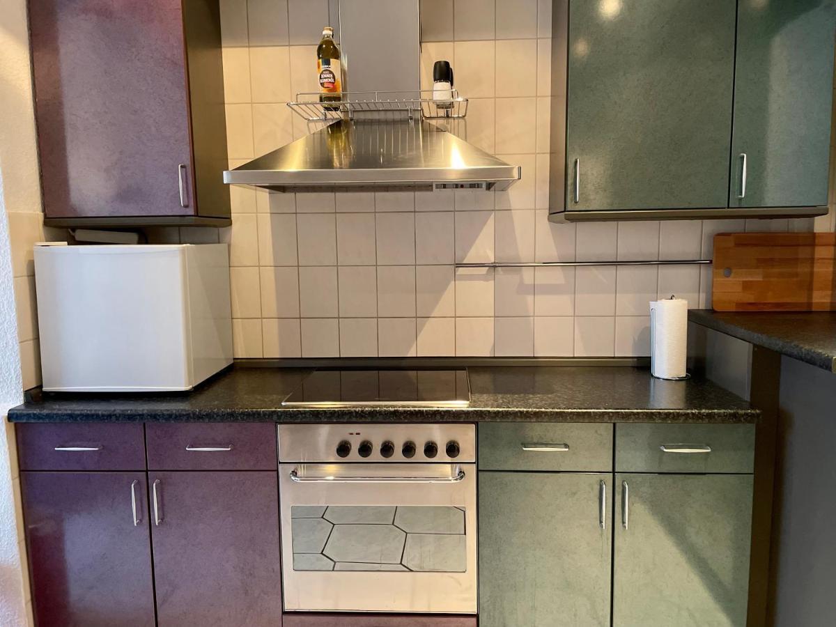 Purple Kitchen - Apartment Mit Grosser Wohnkueche Μπρέμερχαφεν Εξωτερικό φωτογραφία