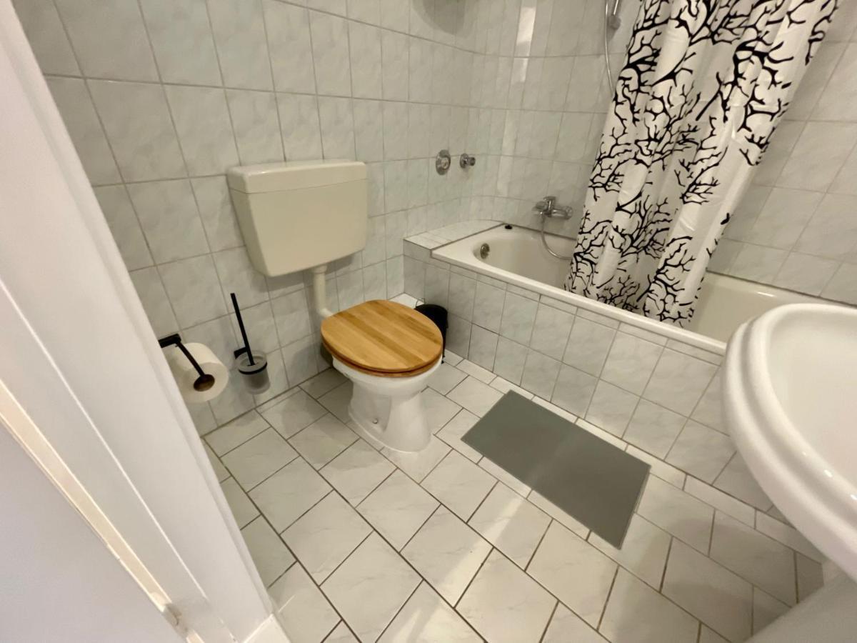 Purple Kitchen - Apartment Mit Grosser Wohnkueche Μπρέμερχαφεν Εξωτερικό φωτογραφία